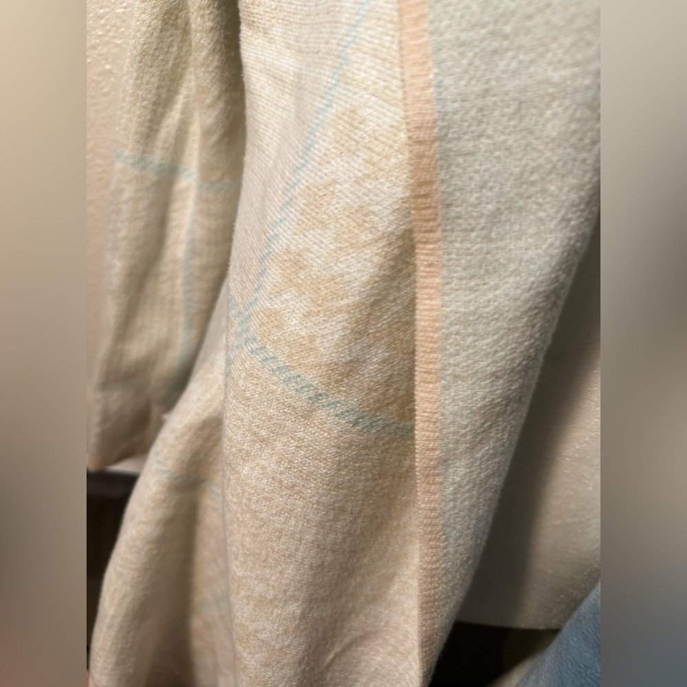 Anne Klein Stripe Open Cardigan
Cream size large - Picture 14 of 16